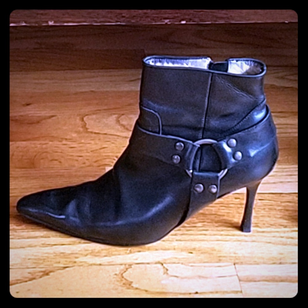 Authentic Manolo Blahnik leather ankle boots